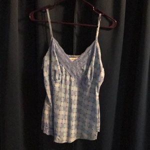 Blue blouse with lace and hidden side zipper